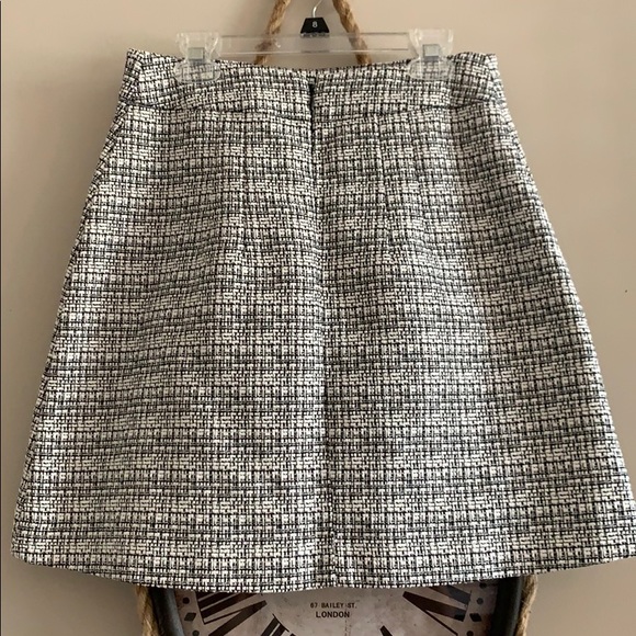 Black & White Tweed Skirt - Picture 2 of 3